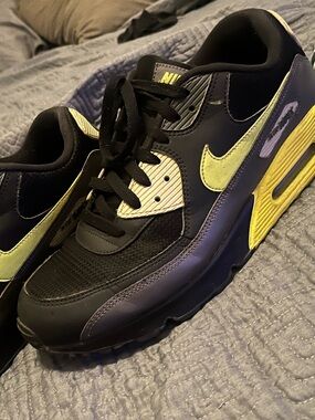 Nike Black Sneakers with Neon Yellow Accents